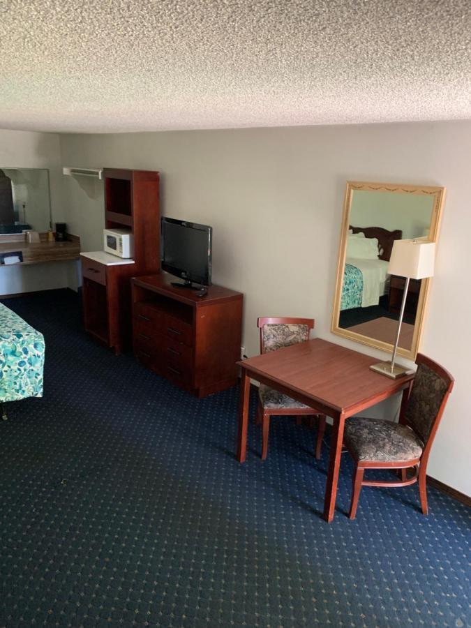 Smokey Point Motor Inn Arlington Exterior photo